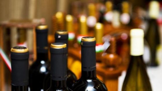 الرياطي والنمور يرفضان ترخيص خمارات في العقبة