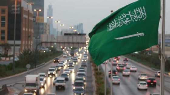الداخلية السعودية تعلن وقف جميع الرحلات الجوية والبرية لمدة أسبوع