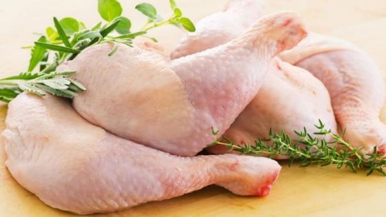 تعليق استيراد الدواجن من البرازيل بسبب إنفلونزا الطيور