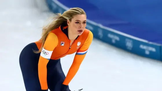 حسناء هولندية تشعل أجواء الأولمبياد الشتوي
