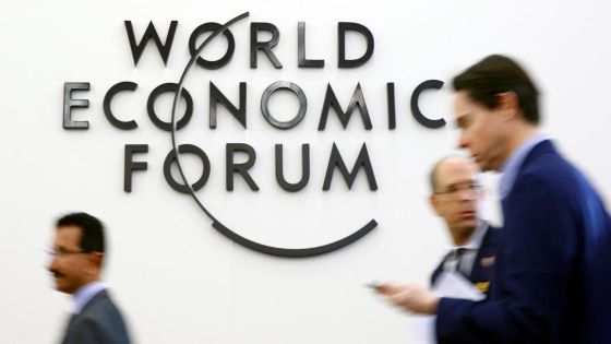 رئيس المنتدى الاقتصادي العالمي: المنتدى سيُعقد في سنغافورة في مايو