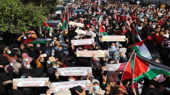 ردود فعل فلسطينية غاضبة مستمرة ضد تأجيل الانتخابات