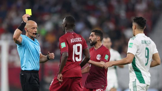 “فيفا” يحسم الجدل بشأن الوقت المضاف في مباراة الجزائر وقطر