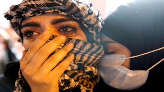 استطلاع : 3 دول عربية ضمن أكثر 10 شعوب توتراَ وحزناَ بالعالم