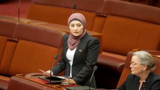 برلمانية أسترالية تستقيل من حزبها بعد تعليق عضويتها لدعمها فلسطين