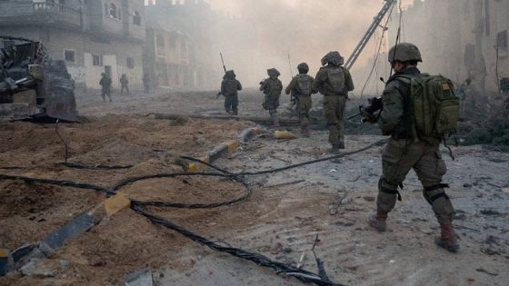 FILE PHOTO: Israeli soldiers operate in the Gaza Strip amid the ongoing conflict between Israel and the Palestinian Islamist group Hamas, in this handout picture released on January 21, 2024. Israel Defense Forces/Handout via REUTERS THIS IMAGE HAS BEEN SUPPLIED BY A THIRD PARTY/File Photo