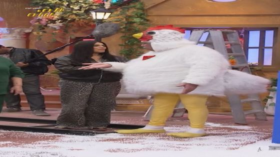 حمو بيكا ينفعل على فيفي عبده: فلوس إيه يا أم الفلوس