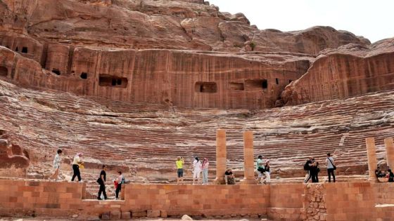 وفاة زائر للبترا اثر سقوطه من أعلى المدرج النبطي