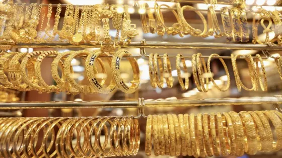 101.8 دينار سعر الذهب عيار 21 في السوق المحلية الثلاثاء