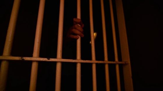 السجن 10 سنوات لأردني في الإمارات بسبب منشور “فيسبوك”