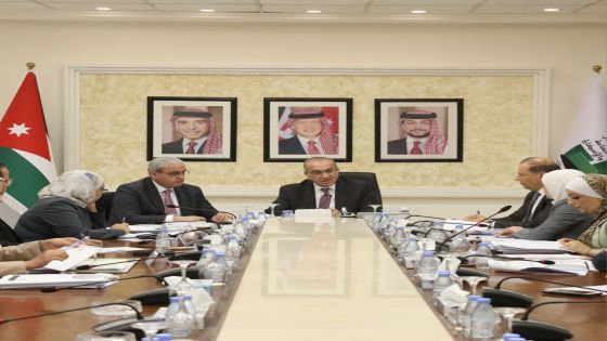 الأشغال والصحة: خطط لتسريع تنفيذ 57 مشروعا صحيا بقيمة 157 مليون دينار
