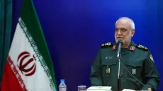 الحرس الثوري الإيراني يعلن مقتل رئيس جهاز استخباراته