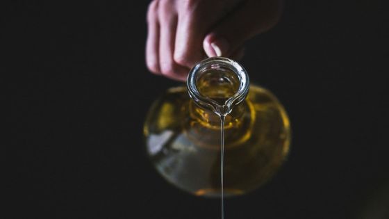 عمرو : الزيت التونسي وصل 7 تجار بينهم المؤسسة العسكرية