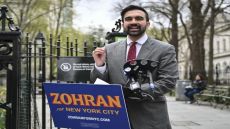 أوباما يدعمه والإعلام الإسرائيلي يهاجمه .. زهران ممداني يربك المشهد الأمريكي