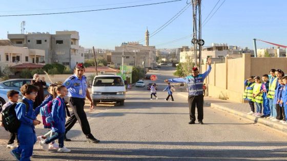 الأمن العام يطلق حملة توعوية شاملة في المدارس