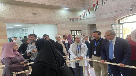 وزير الصحة : مستشفيات جديدة في مناطق محرومة ومكتظة