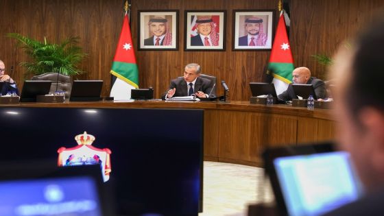مجلس الوزراء يقرّر تشكيل لجنة أمانة عمّان برئاسة الشواربة