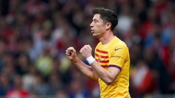 MADRID, SPAIN - MARCH 17: Robert Lewandowski of FC Barcelona reacts during the LaLiga EA Sports match between Atletico Madrid and FC Barcelona at Civitas Metropolitano Stadium on March 17, 2024 in Madrid, Spain. (Photo by Mateo Villalba/Getty Images)