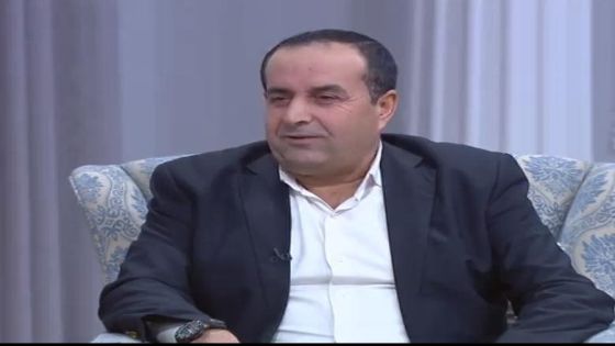 بالمعلّم تُبنى الأوطان وتُصنع الحضارات