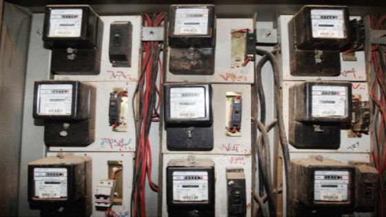 الحكومة تعتزم رفع المحروقات.. والأردنيون يترقبوا فواتير الكهرباء