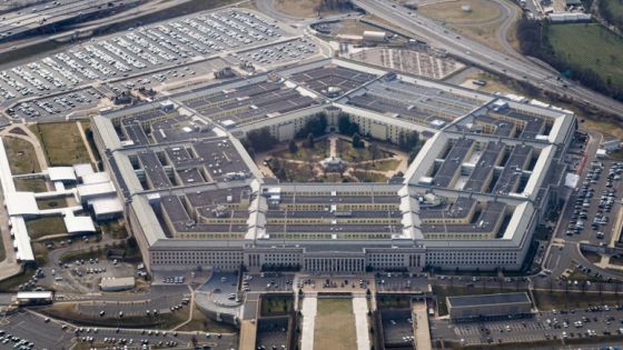 FILE PHOTO: The Pentagon is seen from the air in Washington, U.S., March 3, 2022, more than a week after Russia invaded Ukraine. REUTERS/Joshua Roberts/File Photo/File Photo