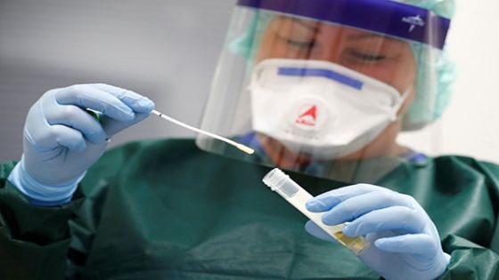 تدريب 4 آلاف مشرف صحي بالمدارس لإجراء PCR