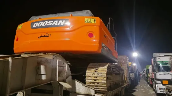 فريق مصري يدخل غزة للمساعدة في العثور على جثث الرهائن