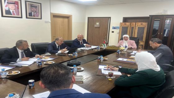 وزيرة النقل تؤكد أهمية تحديث التشريعات وتعزيز كفاءة النقل البحري