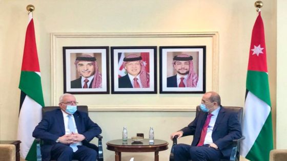 وزيرا خارجية الأردن وفلسطين يبحثان جهود مواجهة الانتهاكات الإسرائيلية
