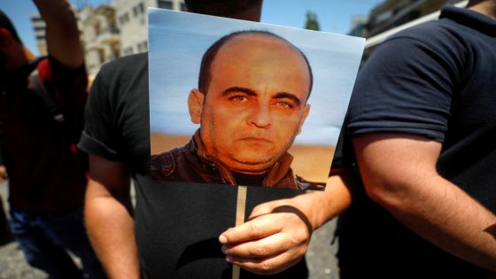 وقفة احتجاجية أمام السفارة الفلسطينية في عمان تنديدا بمقتل بنات