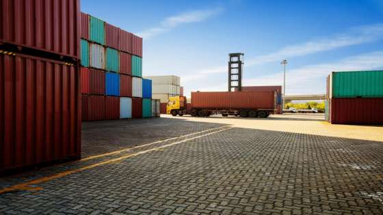ارتفاع صادرات صناعة عمان 61% في 5 أشهر