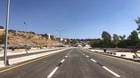 الكسبي يكشف موعد الإنتهاء من الباص سريع التردد بين عمان والزرقاء