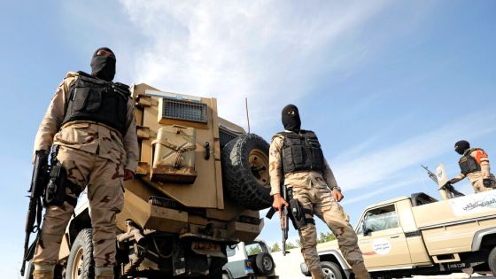 الجيش المصري يعلن مقتل 8 جنود وتصفية 89 مسلحا باشتباكات في سيناء