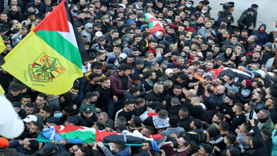 تشييع غاضب لجثامين 3 شهداء فلسطينيين في نابلس