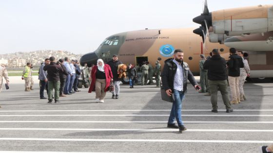 وصول طائرة تقل 65 مواطنا من أوكرانيا عبر رومانيا إلى الأردن