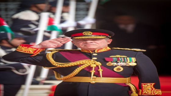 وقفة في شارع بنسيلفانيا ترحيبًا بقدوم الملك لأمريكا