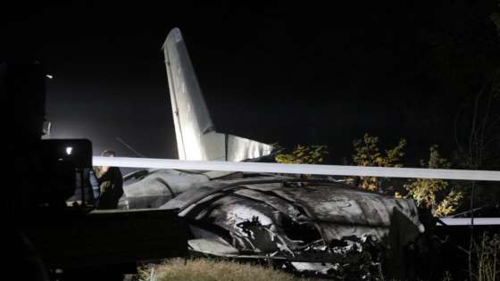 سقوط طائرة لـ المارينز جنوب كاليفورنيا.. ما قصة المواد المشعة