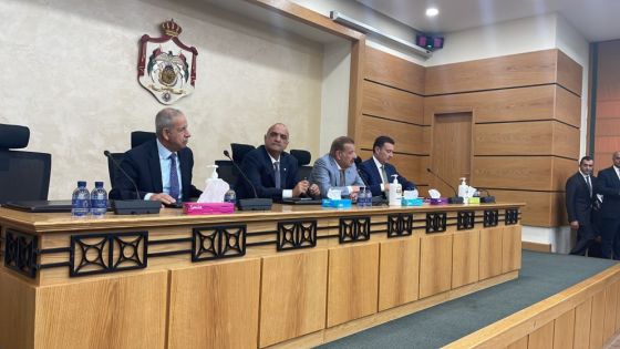 بدء اجتماع نيابي حكومي لمناقشة قضايا تخص الشأن العام