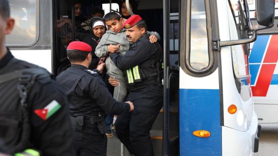 القوات المسلحة تجلي دفعة جديدة من أطفال غزة المرضى للعلاج في الأردن