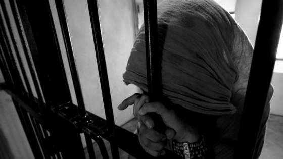 كارمن حسين .. اردنية تنجو من السجن من خلال عقوبة بديلة