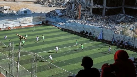 اتفاقية لبناء استاد وطني و50 ملعبا في قطاع غزة