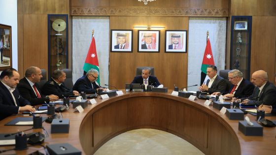 حسان يعقد اجتماعاً لمناقشة تسهيل إجراءات حركة المناولة والشَّحن والتخليص في موانئ العقبة