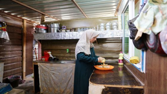 انخفاض عدد متلقي مساعدات برنامج الأغذية بالأردن