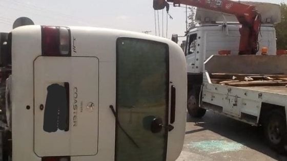 إصابة 22 شخصاً بتدهور باص على طريق اربد – عمان