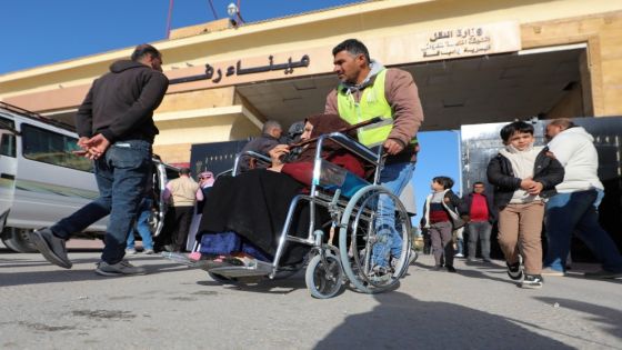 إجلاء 11 أردنيا من غزة إلى مصر عبر معبر رفح