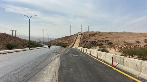 الأشغال تُنهي إنشاء ثلاثة مهارب نجاة على طريق العدسية