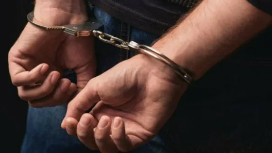 القبض على مطلوب يهدد أصحاب محال تجارية في عمان