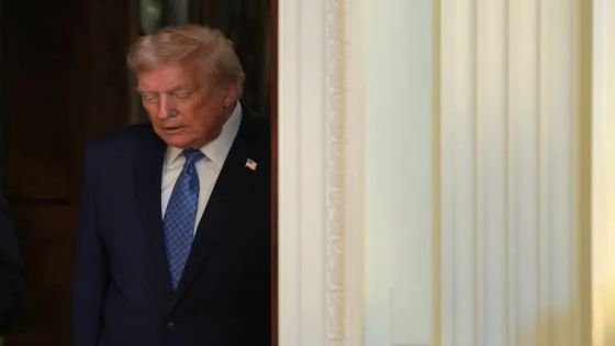 نيوزويك: احتمالات عزل ترامب تصل ذروتها وفق تنبؤات أميركية