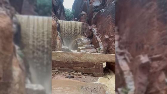 إجلاء مئات السياح جراء السيول من دون تسجيل إصابات