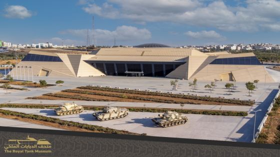 الدبابات الملكي يستقبل ذكرى الاستقلال بعروض عسكرية مميزة
